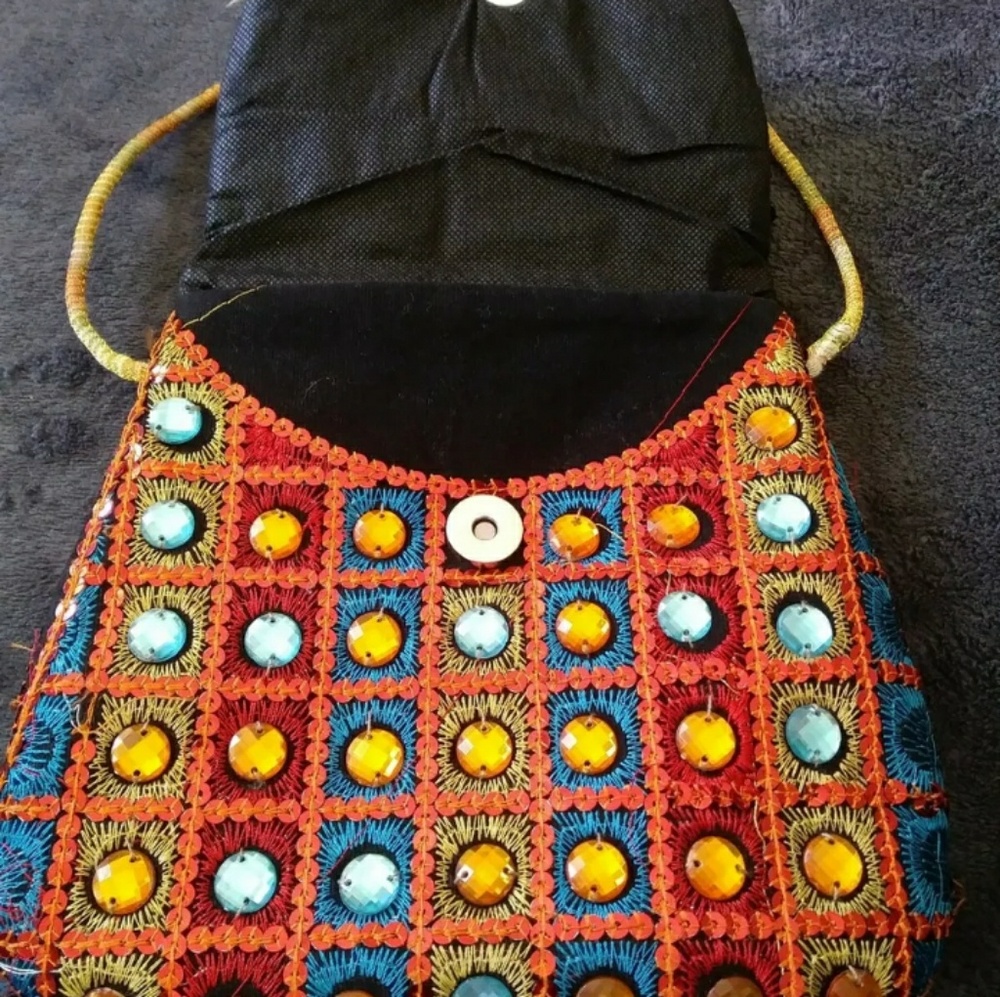 Fabric embroidered beaded crossbody bag - Picture 2 of 3